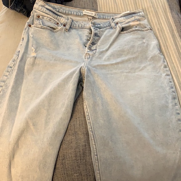 Abercrombie jeans - Picture 2 of 2